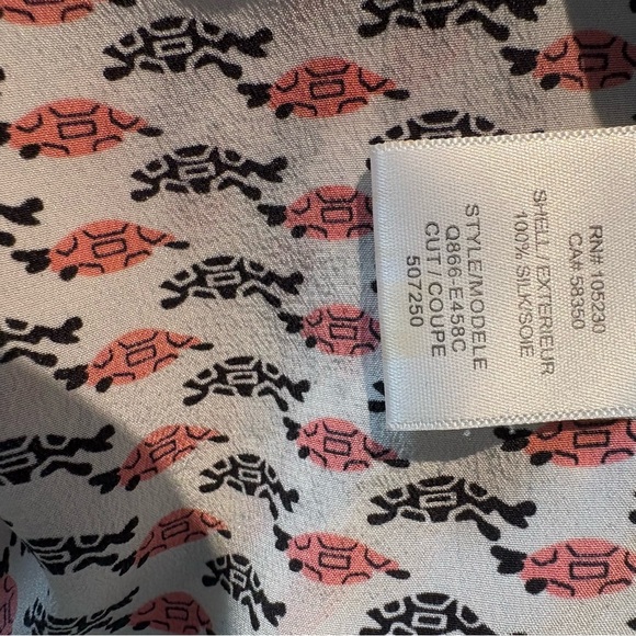 Equipment 100% Silk Sleeveless Blouse with Ladybug and Turtle Print L - Picture 10 of 10